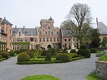 Binnenhof kasteel van gaasbeek .jpg