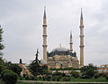 Edirne mosque outside.jpg