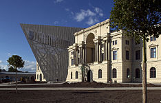 Militarhistorisches Museum Dresden (6233728639).jpg