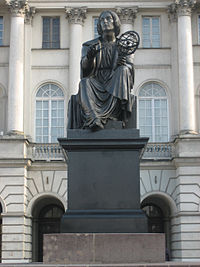 Nicolaus Copernicus Varsovia.jpg