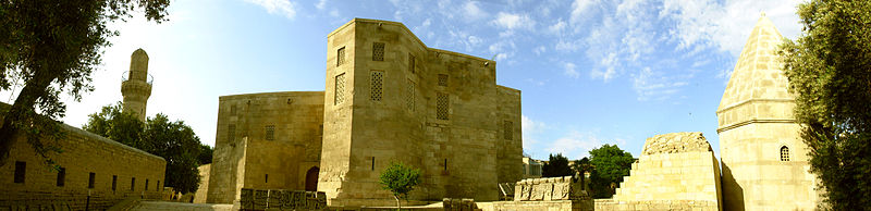 Shirvanshah Palace pano01.JPG