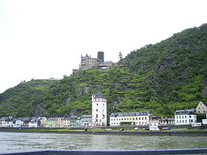 Burg Katz Oberhalb St. Goarshausen.JPG