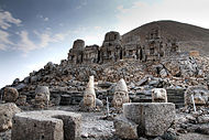 Nemrut dag temple view 2.jpg