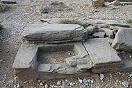 Stone structure Nemrut dag temple.jpg